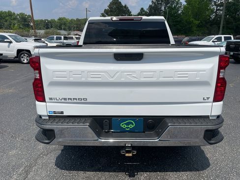 Certified 2021 Chevrolet Silverado 1500 LT AWD/4WD image 4