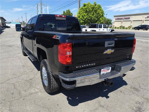 Used 2015 Chevrolet Silverado 2500 LT w/ LT Convenience Package AWD/4WD image 15
