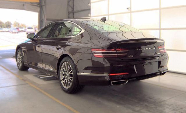 Used 2021 Genesis G80 2.5T AWD/4WD image 3