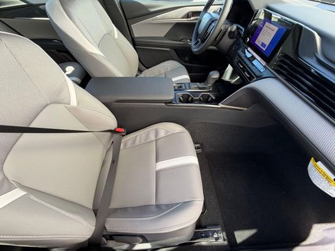 New 2026 Toyota Camry Hybrid image 35