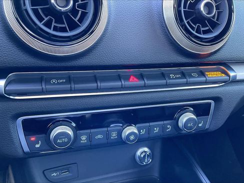 Used 2019 Audi A3 2.0T Premium image 29