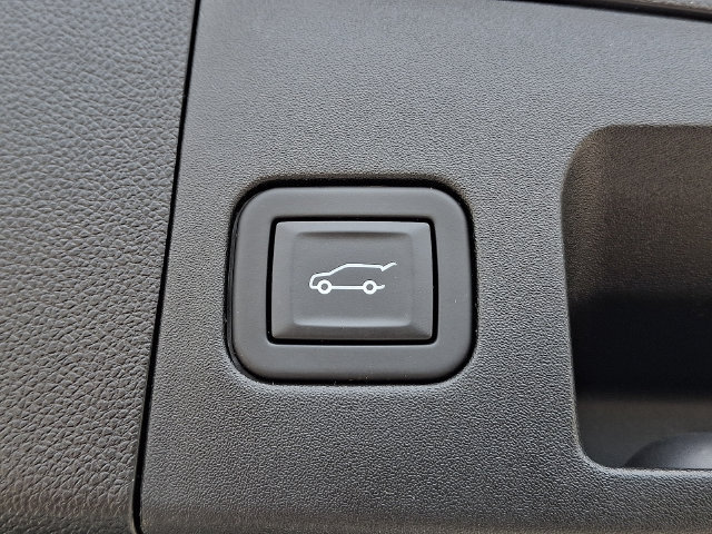 Used 2024 Cadillac XT4 Sport AWD/4WD image 31