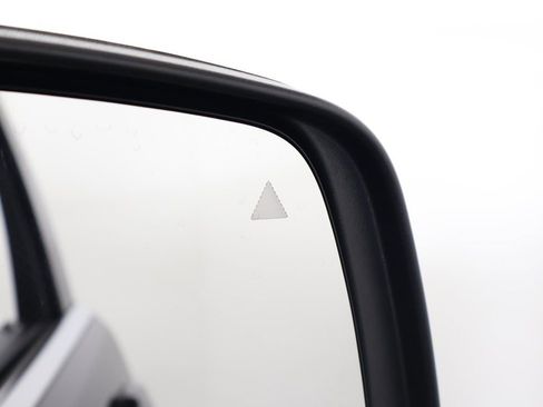 Used 2020 Jeep Grand Cherokee Laredo w/ Security & Convenience Group image 35