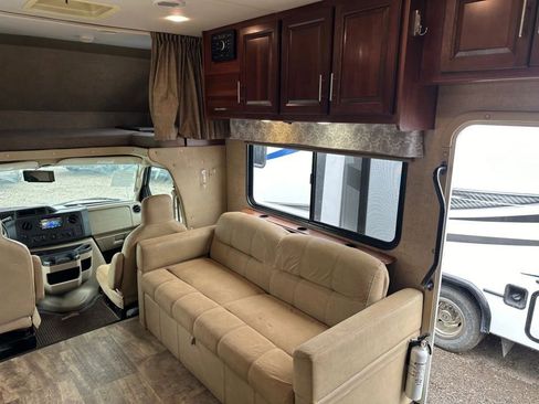 Used 2016 Ford E-450 and Econoline 450 Super Duty w/ Motorhome Prep Package image 18