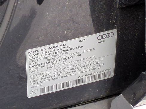 Used 2021 Audi Q5 2.0T Premium Plus AWD/4WD image 33
