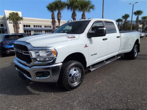 Used 2024 RAM 3500 Big Horn image 5