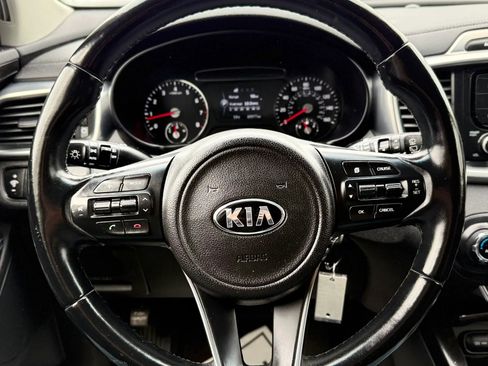 Used 2016 Kia Sorento EX AWD/4WD image 12