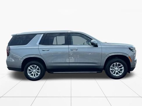 Used 2025 Chevrolet Tahoe LT AWD/4WD image 7