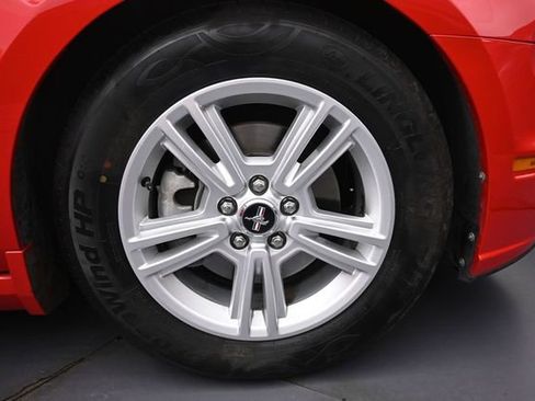 Used 2014 Ford Mustang Convertible w/ Equipment Group 102A RWD image 22