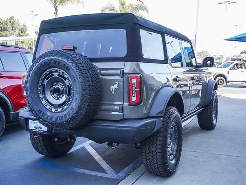 New 2025 Ford Bronco Badlands w/ Sasquatch Package image 9