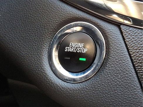 Used 2017 Chevrolet Impala Premier w/ Enhanced Convenience Package image 27