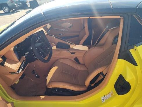 Used 2023 Chevrolet Corvette Stingray Premium Conv w/ Z51 Performance Package RWD image 7