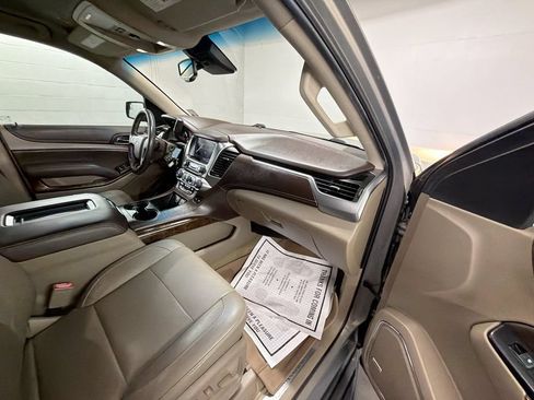Used 2017 Chevrolet Tahoe LT RWD image 28