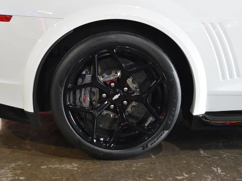 Used 2014 Chevrolet Camaro Z/28 RWD image 60