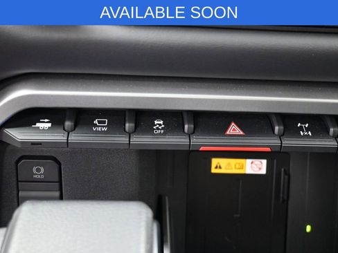 Used 2024 Toyota Tundra Platinum w/ TRD Off-Road Package AWD/4WD image 23