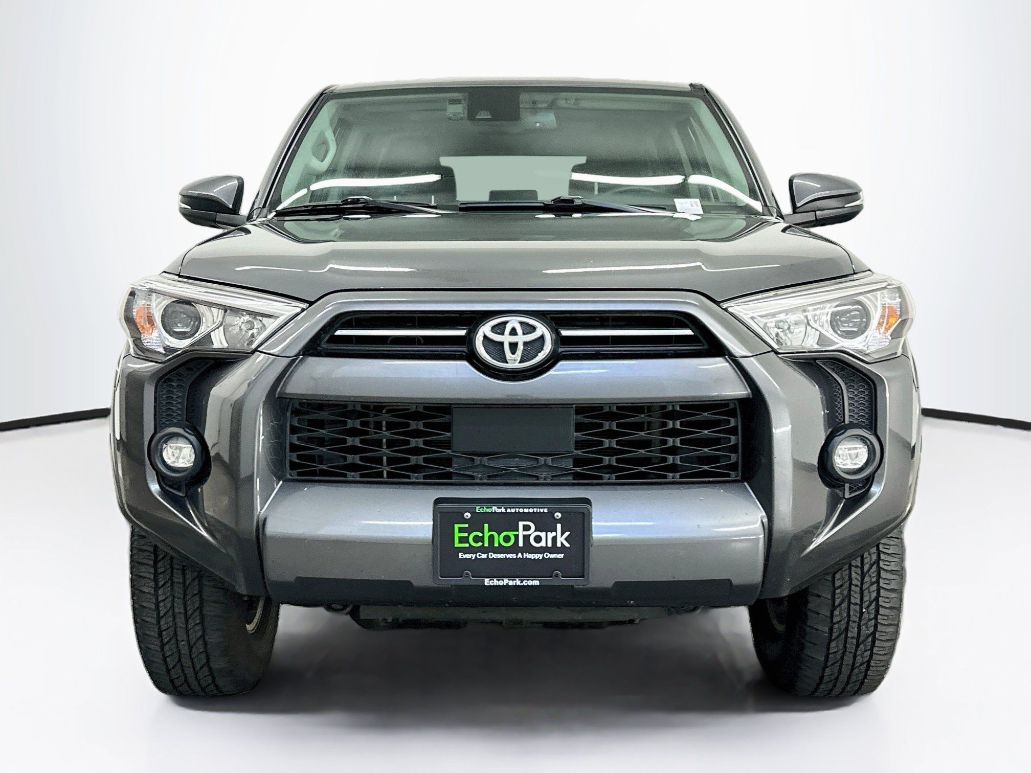 Used 2022 Toyota 4Runner SR5 Premium w/ Moonroof Package AWD/4WD image 2