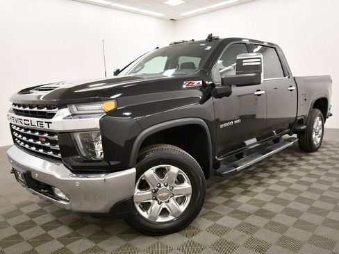 Used 2023 Chevrolet Silverado 2500 LTZ w/ LTZ Premium Package image 2