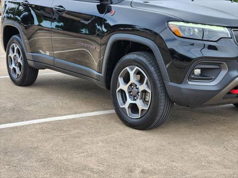 Certified 2022 Jeep Compass Trailhawk w/ Trailhawk Elite Group AWD/4WD image 11