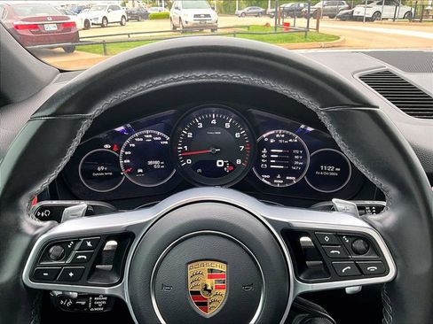 Certified 2023 Porsche Cayenne Platinum Edition AWD/4WD image 25