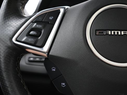 Used 2017 Chevrolet Camaro SS RWD image 18