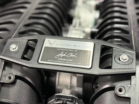 Used 2024 Chevrolet Corvette Z06 RWD image 39