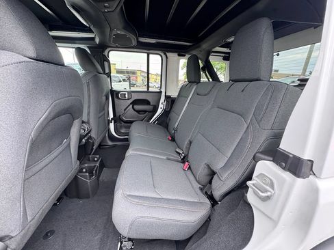 New 2026 Jeep Wrangler Unlimited Sport AWD/4WD image 15