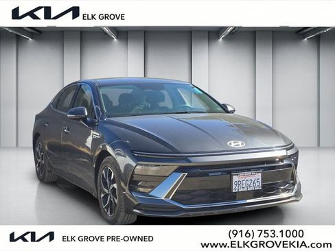 Used 2025 Hyundai Sonata SEL FWD image 1