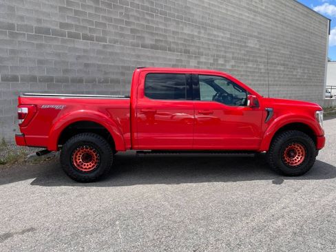Used 2021 Ford F150 Lariat w/ Equipment Group 502A High AWD/4WD image 4