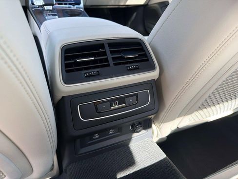 Used 2025 Audi A6 3.0T Premium AWD/4WD image 30