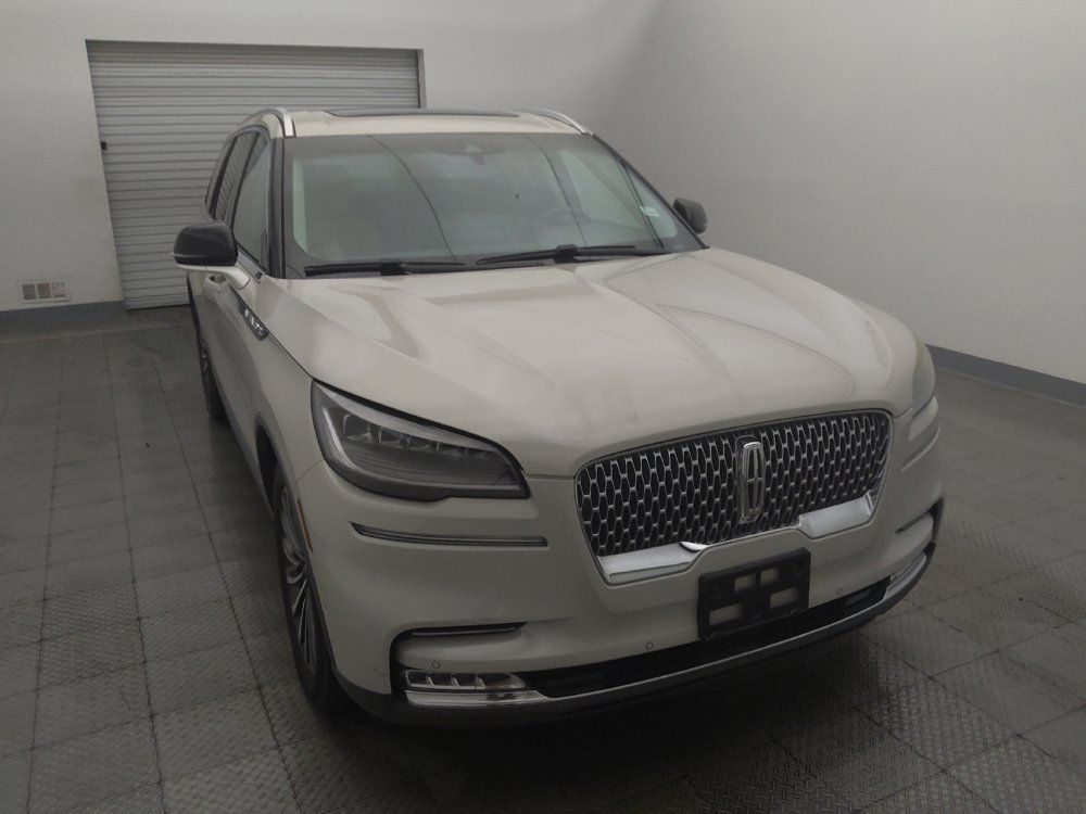 Used 2020 Lincoln Aviator Reserve w/ Equipment Group 201A RWD image 14