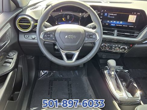 Used 2025 Chevrolet Trax ACTIV w/ Driver Confidence Package FWD image 11