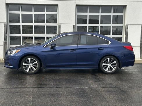 Used 2017 Subaru Legacy 3.6R Limited image 2