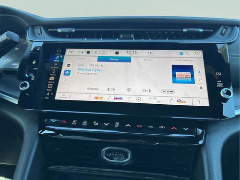 New 2026 Jeep Grand Cherokee Limited RWD image 16