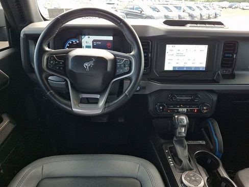 Used 2023 Ford Bronco Black Diamond AWD/4WD image 11