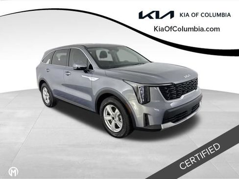 Certified 2024 Kia Sorento LX FWD image 1