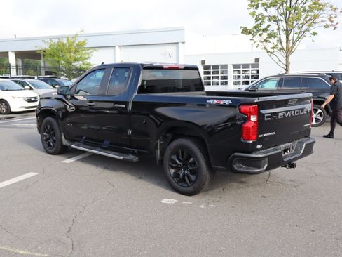 Used 2022 Chevrolet Silverado 1500 Custom AWD/4WD image 8