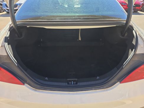 Used 2019 Mercedes-Benz CLA 250 4dr Sdn CLA 250 FWD image 27