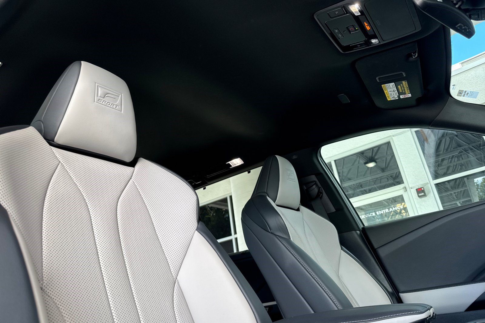 Certified 2026 Lexus TX 500h AWD w/ Technology Package image 21