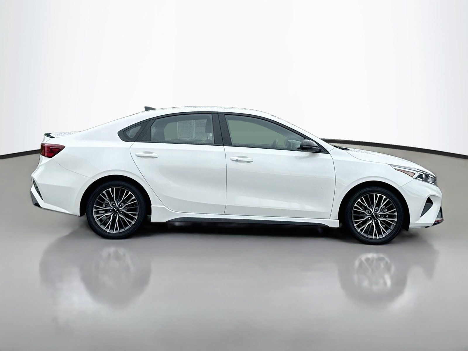 Used 2023 Kia Forte GT-Line FWD image 8