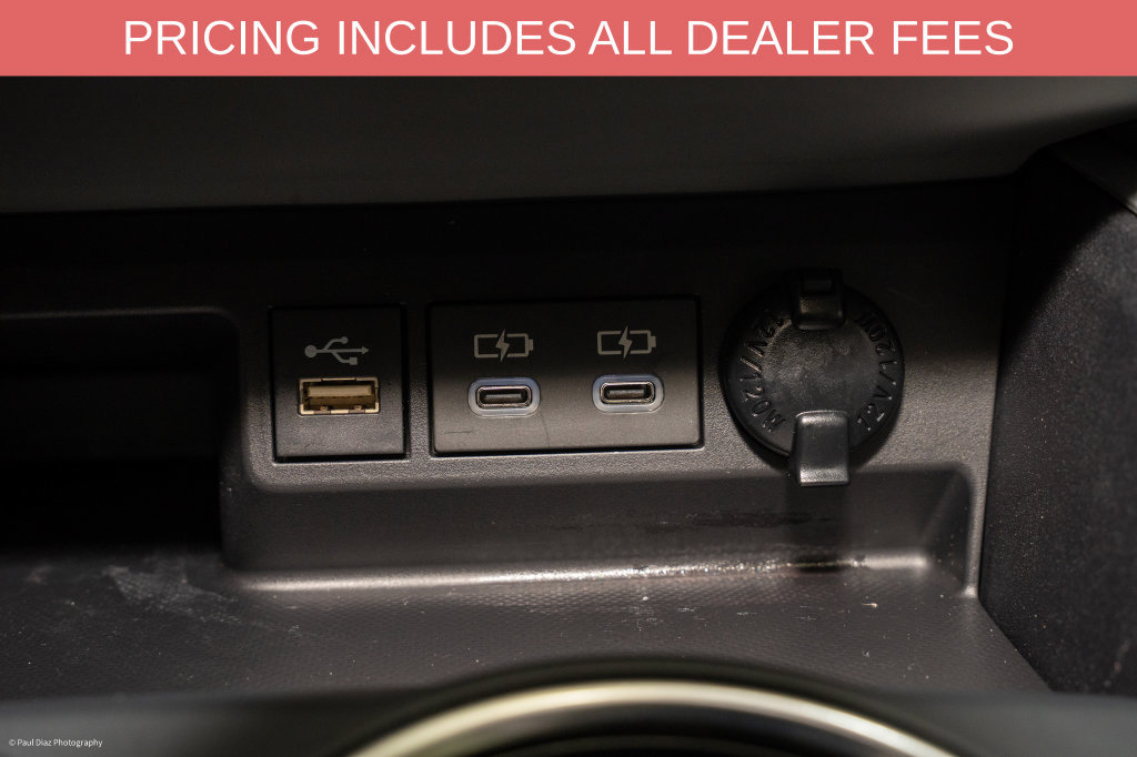 Used 2026 Toyota Highlander XLE AWD/4WD image 18