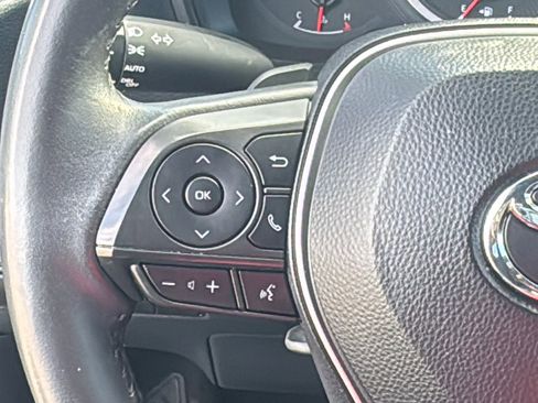 Used 2020 Toyota Corolla SE image 20