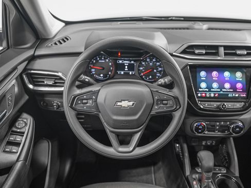 Used 2023 Chevrolet TrailBlazer LT w/ Convenience Package AWD/4WD image 17