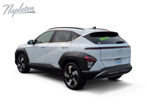 Used 2024 Hyundai Kona Limited FWD image 3