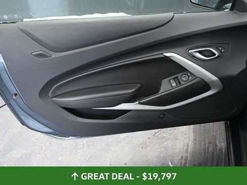 Used 2023 Chevrolet Camaro LT image 20