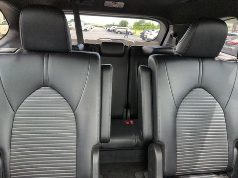 Certified 2025 Toyota Highlander XSE AWD/4WD image 11