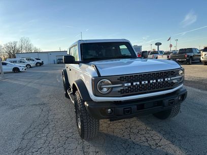 New 2025 Ford Bronco Badlands w/ Sasquatch Package