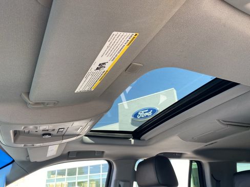 Used 2018 Chevrolet Tahoe Premier AWD/4WD image 29