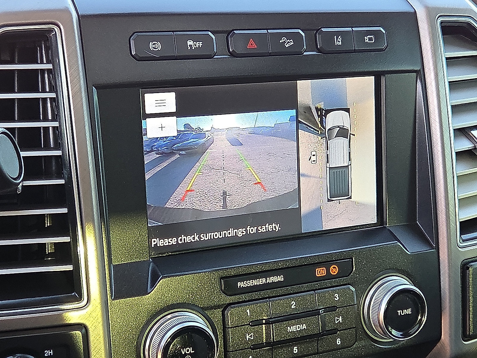 Used 2019 Ford F250 Limited w/ FX4 Off-Road Package AWD/4WD image 20