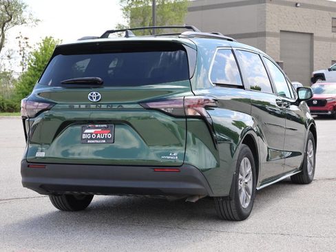 Used 2023 Toyota Sienna LE FWD image 9