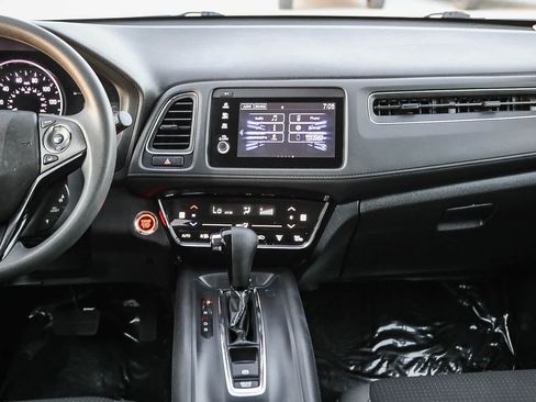 Used 2021 Honda HR-V EX image 13